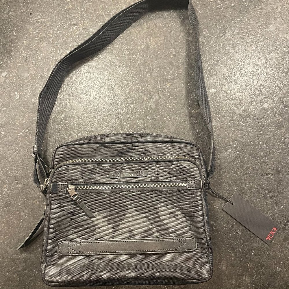 Tumi Clifton Crossbody 100% Nylon